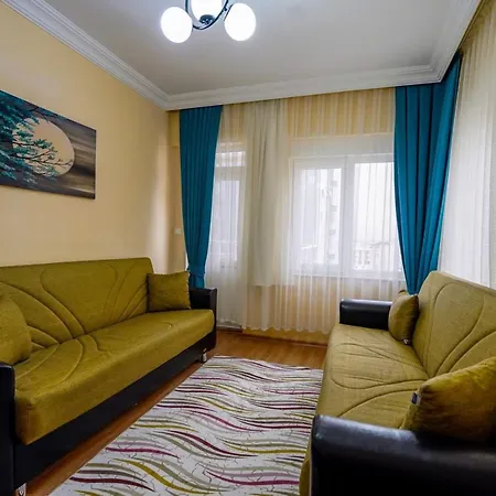 Cozy Flat With Balcony In Kepez